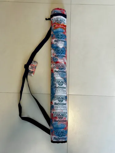 Bolsa térmica Billabong x Budweiser para latas