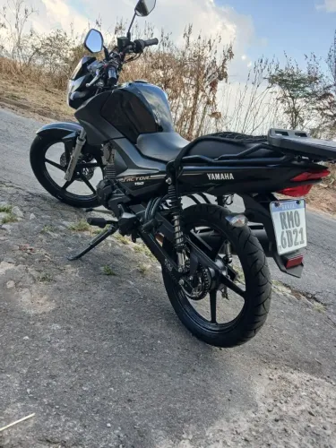 Moto Yamaha Factor 150 ED