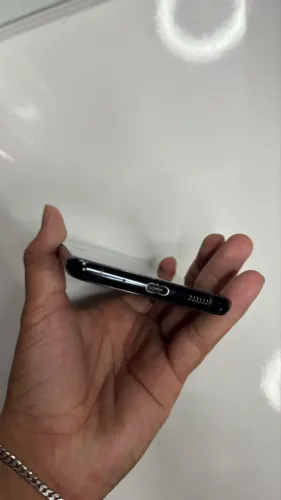 Samsung S20 Ultra 5G - 128GB / 12GB RAM