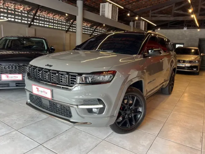 Jeep Commander Black Hurricane 2.0 4X4 TB AUT 2025