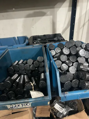 Parafuso 22x100 com porca para Carreta e Implemento, Linha Pesada
