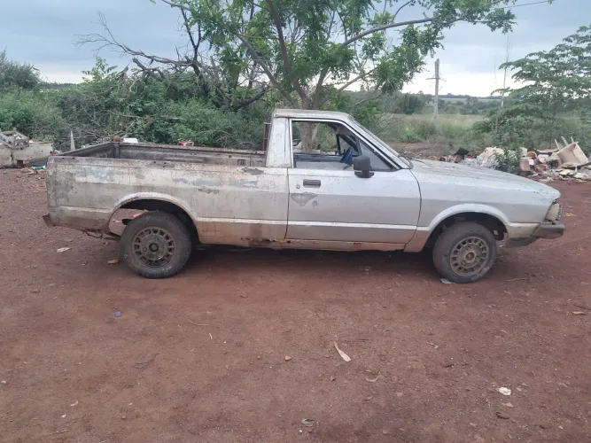 Ford Escort GL 1.8i / 1.8 (álcool) 1984