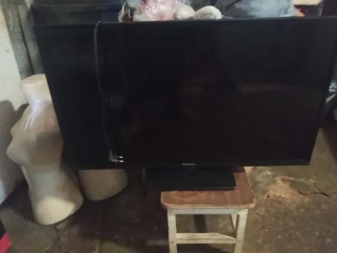 Tv com defeito na tela 