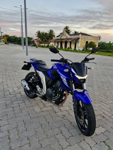 Fazer 250 23/23