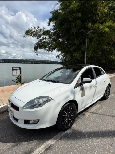 Fiat Bravo Sporting 1.8 Flex 16V 5P 2014