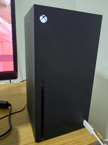 Xbox series X 1TB + 1 controle original