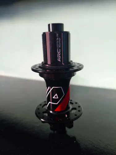 Cubo traseiro MT009 boost 12 velocidades 