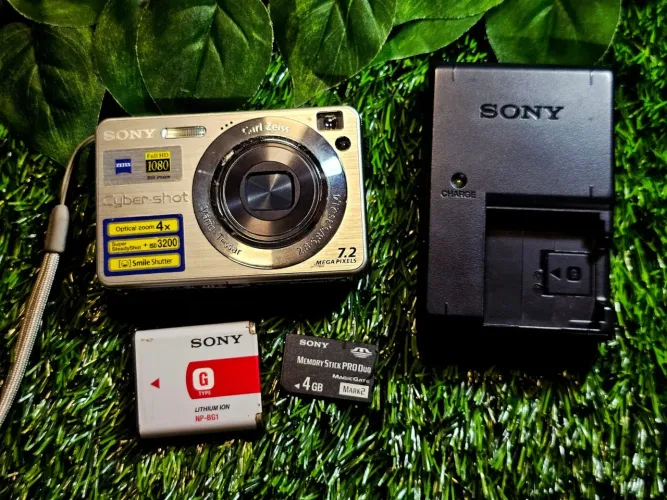 Camera sony cybershot w120