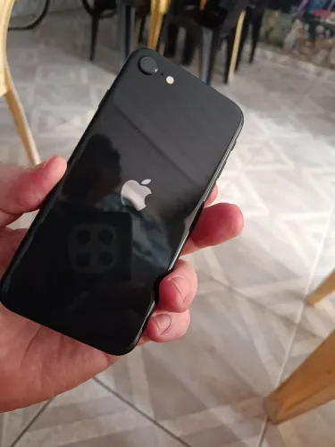 iPhone SE