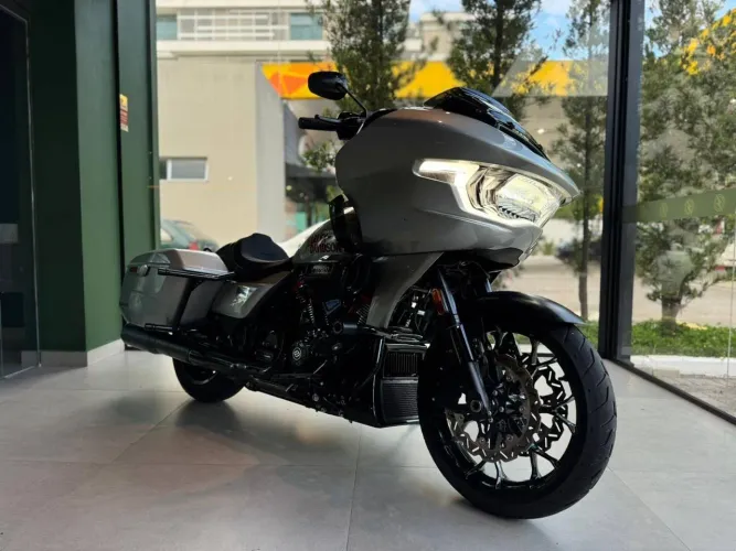 CVO ROAD GLIDE ST FLTRXSTSE PRATA 2025/2025