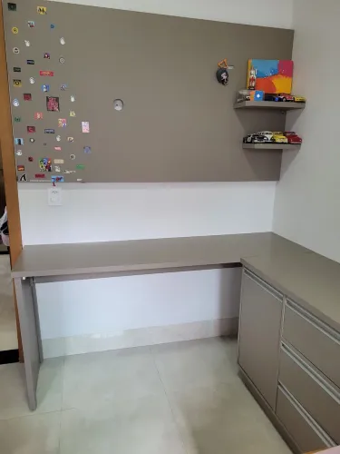 Mesa em l