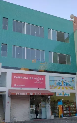 Sala comercial para locação no centro de Macaé