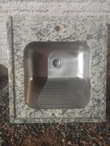 Vendo cuba lavanderia de mármore 