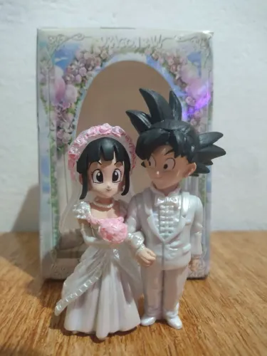 Action figure casamento Goku & chichi Novo