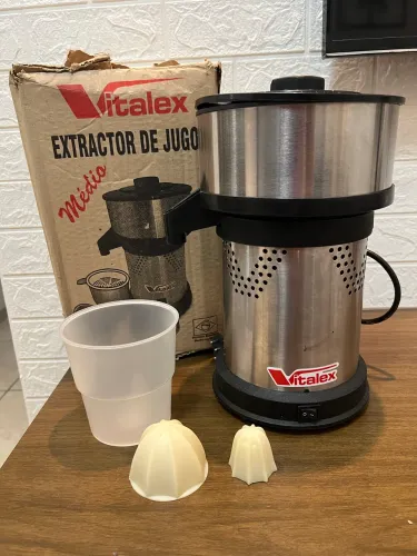 EXTRATOR DE SUCO VITALEX MÉDIO INOX - 200W