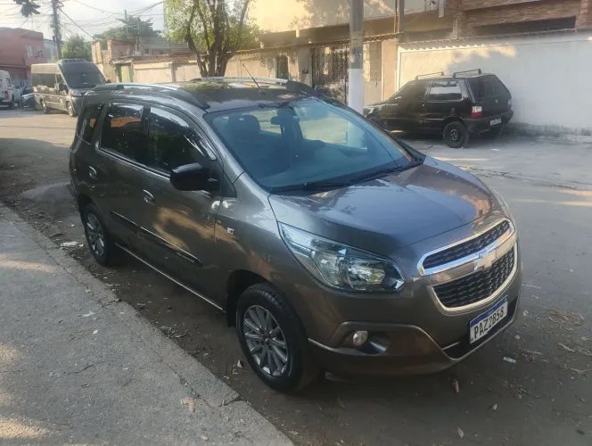 Chevrolet Spin Advantage 1.8 8V Econo.flex 5P Aut. 2014