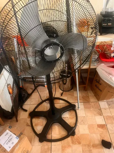 Ventilador de pé turbo 220v