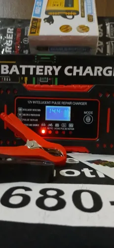 Carregador inteligente de bateria carros e motos (novos)