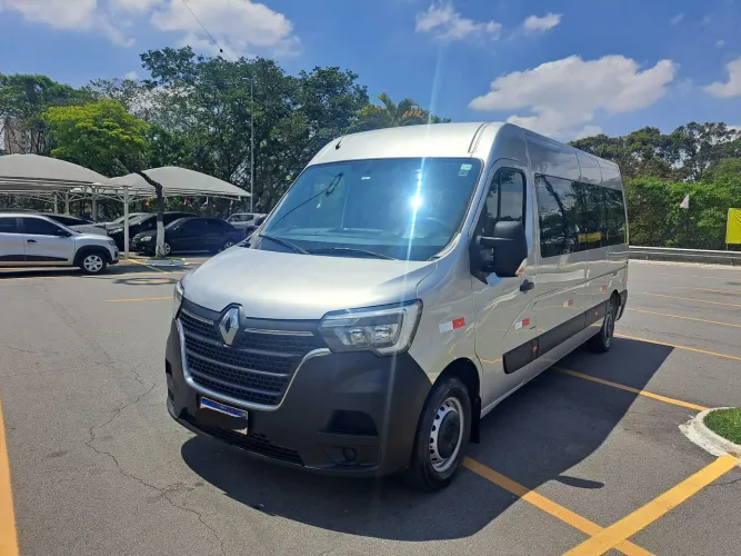 Renault Master 2.3 DCI Executive Longo 16L Dies 2024