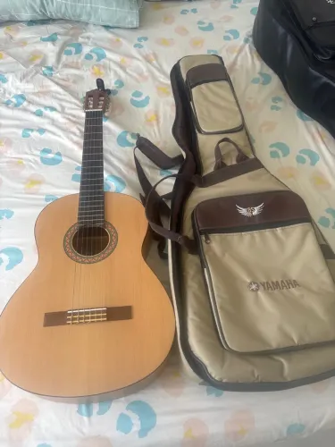 Violão YAMAHA C40M NYLON com Capa