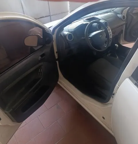 Ford Fiesta 1.0 8V Flex/class 1.0 8V Flex 5P 2014