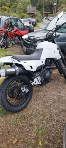Vendo XT600 muito nova!