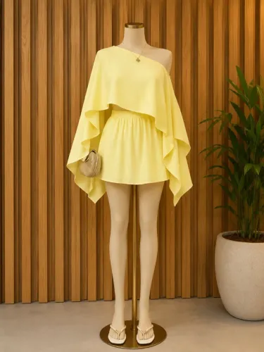 Conjunto Amarelo Bata, TOP e Short Saia