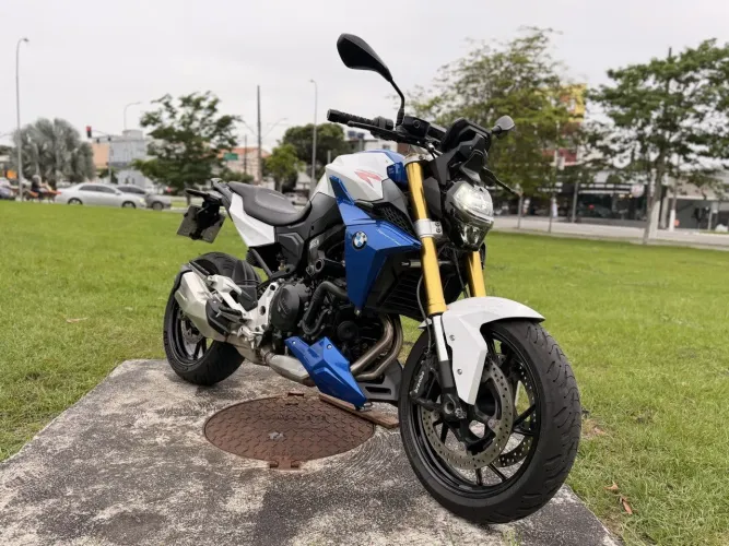 Bmw F 900 r sport plus 2023
