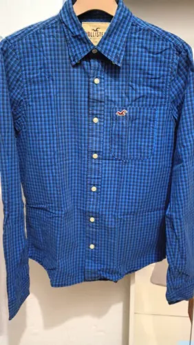 Camisa quadriculada em azul Holister (tamanho M) LEIA O ANÚNCIO.