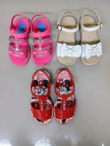 Sandálias