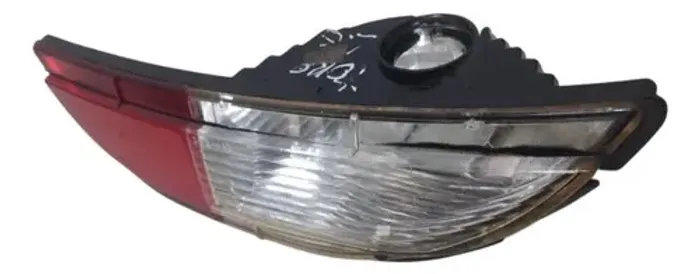 Lanterna Luz De Ré  Esquerdo Fiat Toro 2016 2022 51718013 Esquerdo/motorista Vermelha