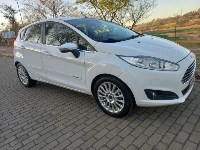 Ford Fiesta Tit./tit.plus 1.6 16V Flex Aut. 2017