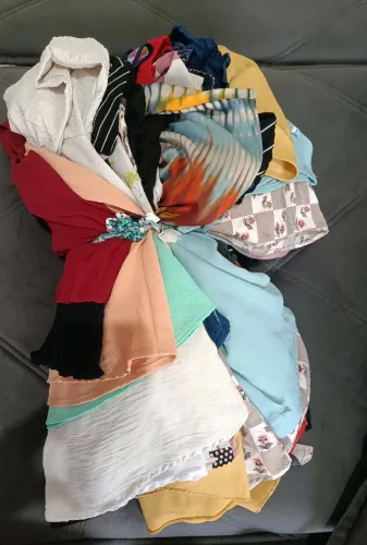 38 blusinhas semi-novo P,M,G,GG o lote