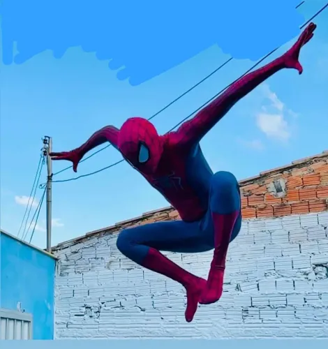 Cosplay homen aranha Andrew Garfield (leia a descrição)