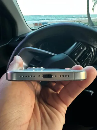 iPhone 15 pro Max todo original