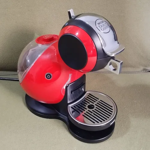 Cafeteira Expresso Nescafé Dolce Gusto Melody 3