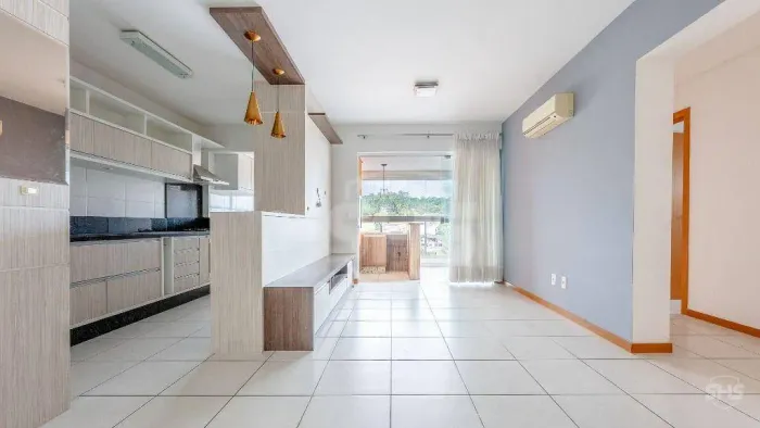 Apartamento com 3 dormitórios para alugar, 96 m² por R$ 3.700/mês - Escola Agrícola - Blum