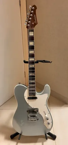 Guitarra Studebaker Satarliner (Premium)