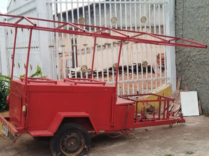 Vendo carro de cachorro quente 5.999,90