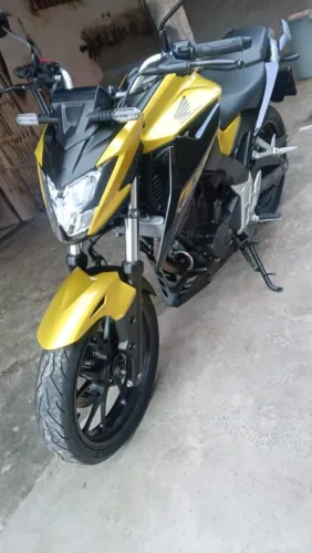 Cb Twister 300f - A mais nova da ilha