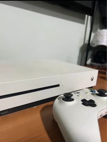 Xbox one S 500 GB