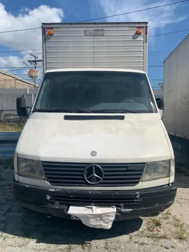 Mercedes-Benz Sprinter 1997 com Baú <br>