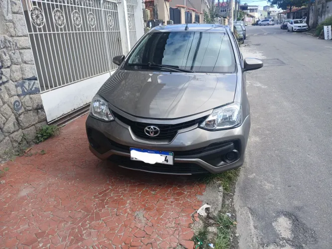 Toyota Etios X 1.3 Flex 16V 5P Mec. 2019