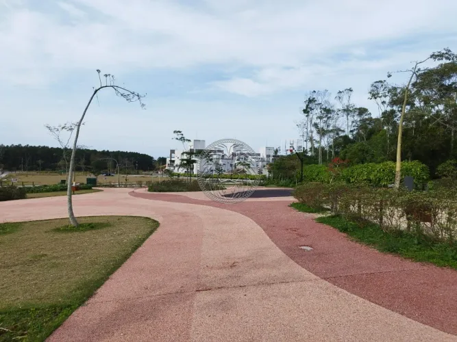 Terreno a venda com 366,28m2 em loteamento no Campeche em Florianópolis - SC