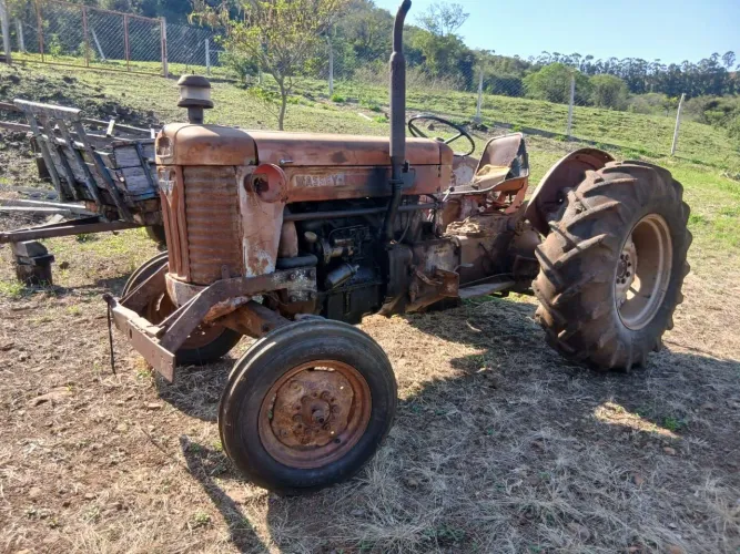 Trator Massey Ferguson 50x