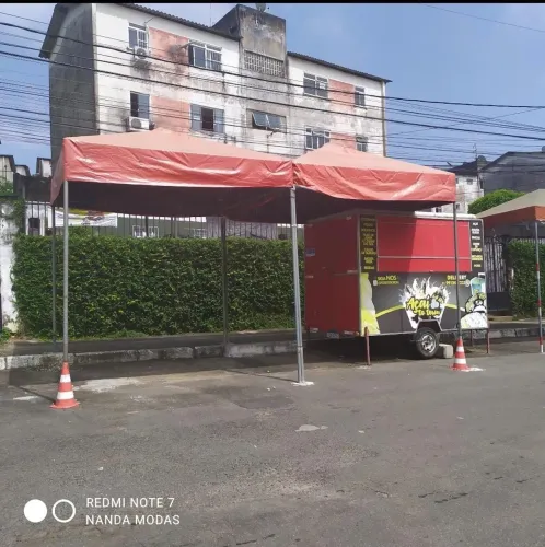 Vendo ou Alugo Trailer de Lanche e Comida Completo+ Tendas e 10 Jogos de Mesa