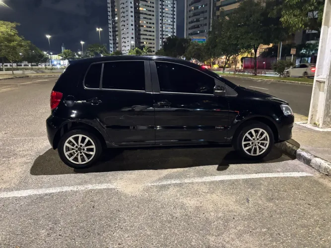 Volkswagen Fox 1.6 MI Total Flex 8V 5P 2014