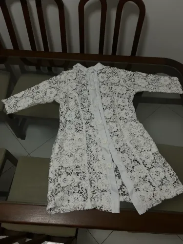 Jaleco de renda 
