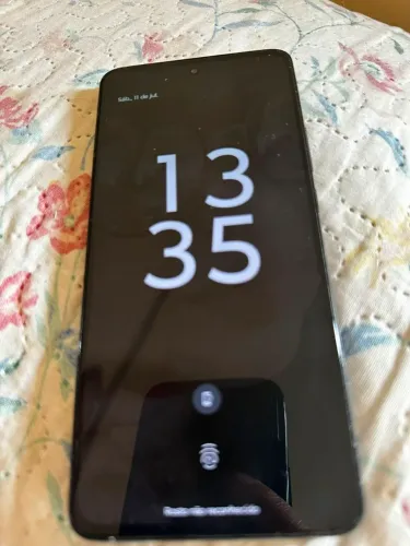 Moto Edge 30