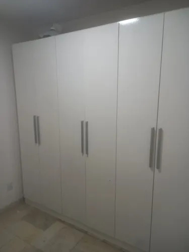 Alugo quarto mobiliado para estudante
